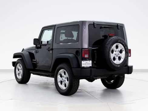 Used 2018 Jeep Wrangler Sport AWD/4WD image 7