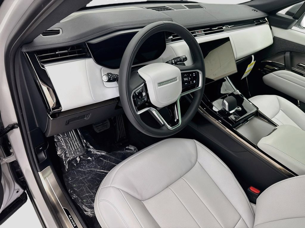 New 2026 Land Rover Range Rover Sport SE AWD/4WD image 9