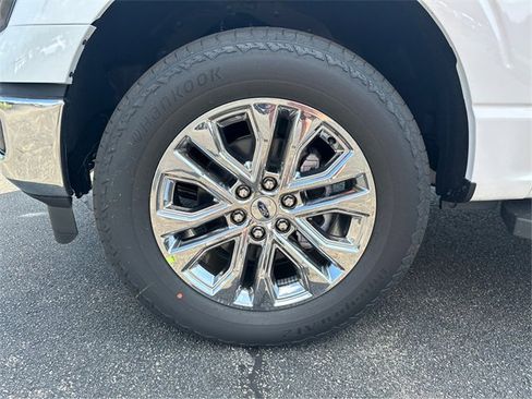 New 2025 Ford F150 Lariat w/ Equipment Group 501A Mid image 15