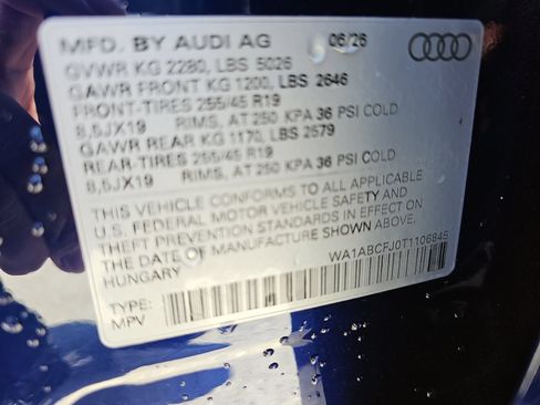 New 2026 Audi Q3 quattro 2.0T AWD/4WD image 39