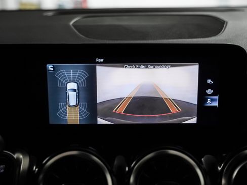 Certified 2023 Mercedes-Benz EQB 350 4MATIC SUV image 23