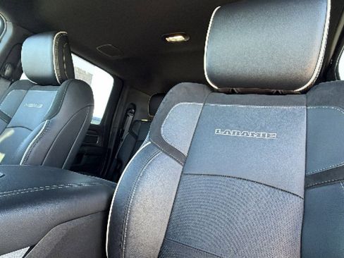 Used 2025 RAM 2500 Laramie AWD/4WD image 11