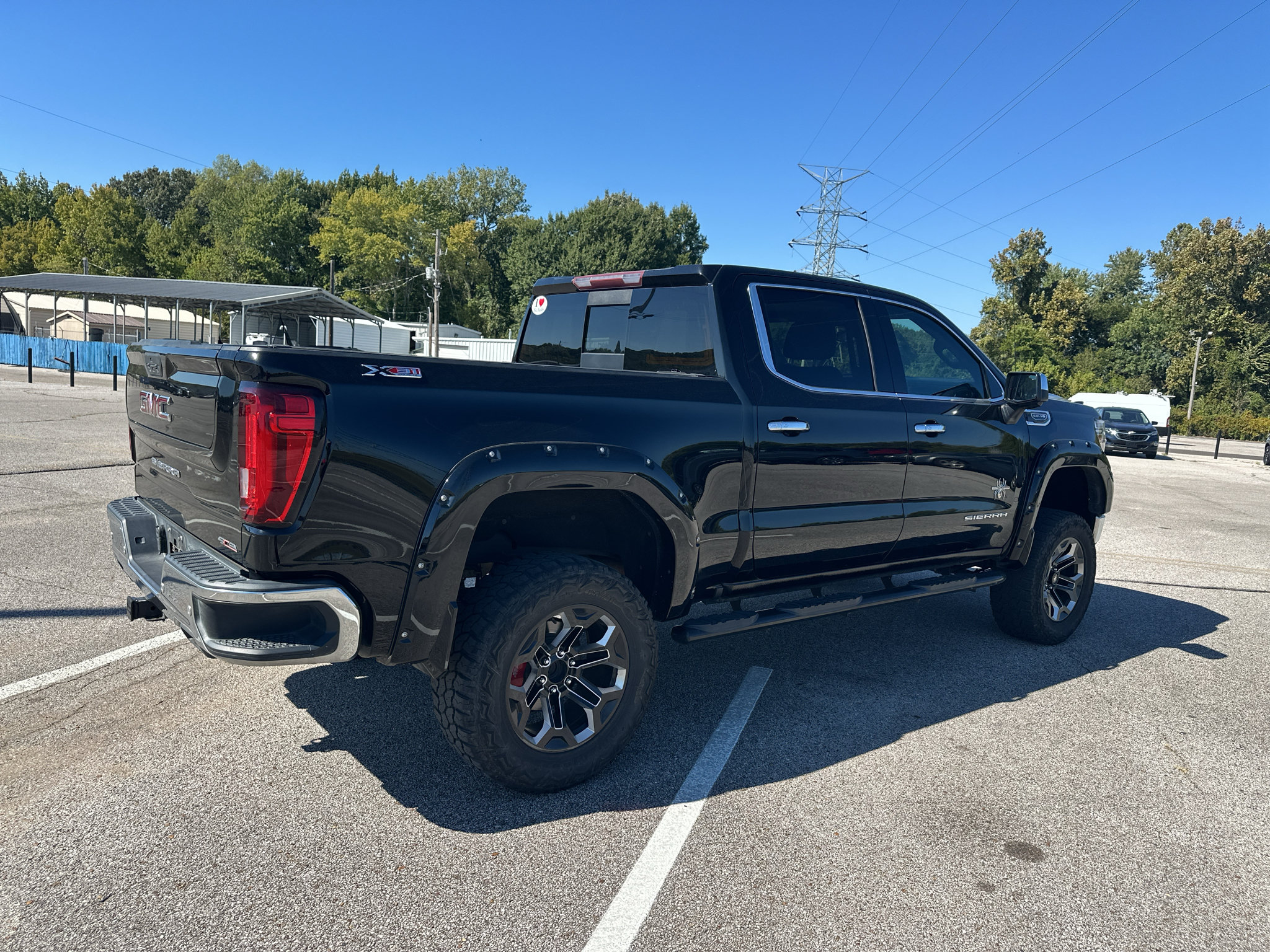 Used 2019 GMC Sierra 1500 SLT w/ SLT Premium Plus Package AWD/4WD image 14