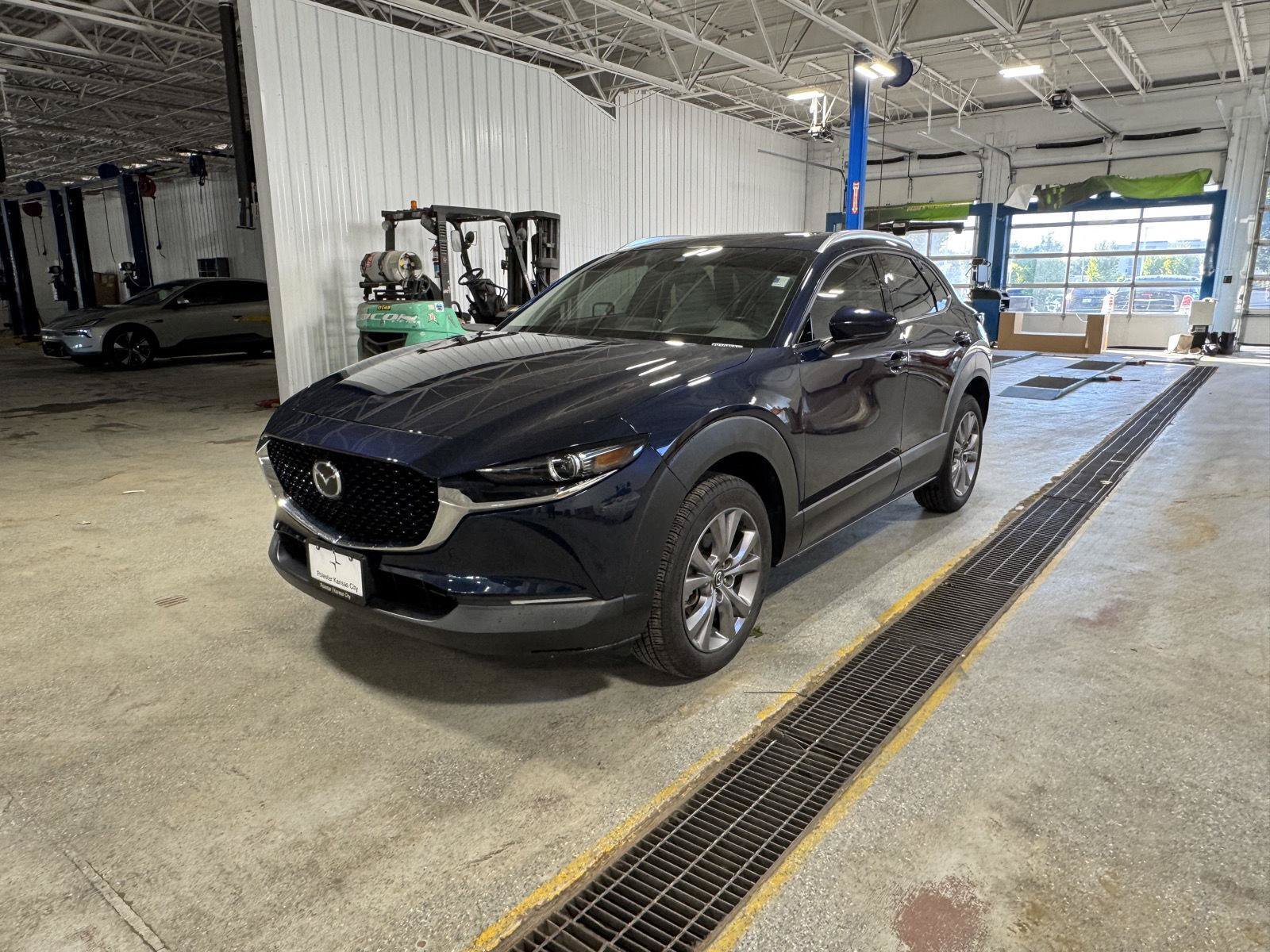 Used 2022 MAZDA CX-30 AWD 2.5 S w/ Premium Package image 1