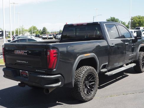 Used 2025 GMC Sierra 3500 Denali w/ Technology Package AWD/4WD image 7