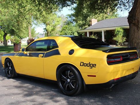 Used 2017 Dodge Challenger T/A image 29