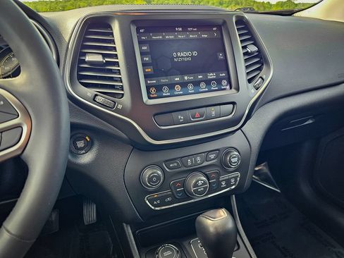 Certified 2022 Jeep Cherokee Latitude Lux AWD/4WD image 20