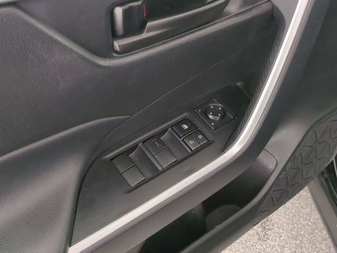 Used 2025 Toyota RAV4 LE image 27