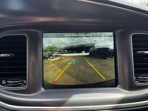 Used 2019 Dodge Charger Scat Pack w/ Navigation & Travel Group image 33