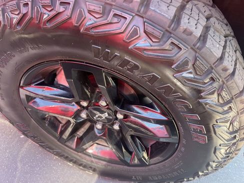 Certified 2024 Chevrolet Silverado 1500 Custom Trail Boss image 28