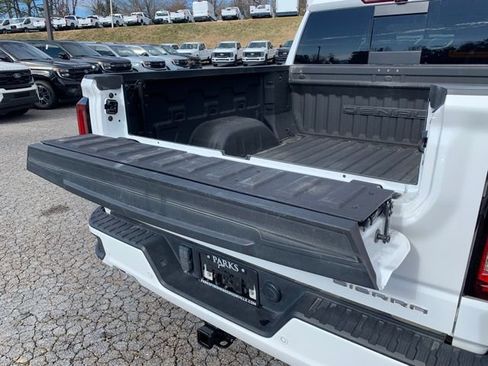 Used 2023 GMC Sierra 1500 Denali w/ Denali Reserve Package image 28