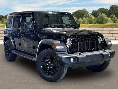 Used 2021 Jeep Wrangler Unlimited Sport image 2