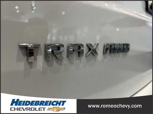 Certified 2022 Chevrolet Trax LT w/ LT Convenience Package image 35