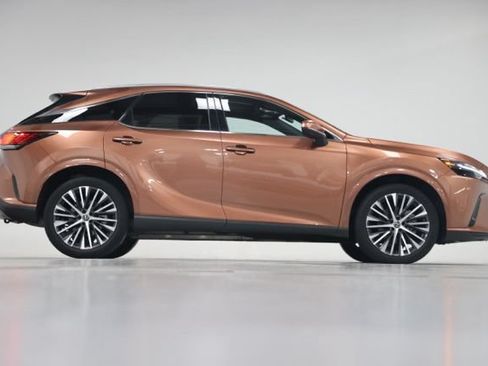 Used 2023 Lexus RX 350 Premium Plus w/ Accessory Package (K3) FWD image 18