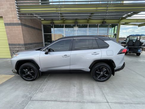 Used 2020 Toyota RAV4 XSE w/ XSE Grade Weather Package image 5