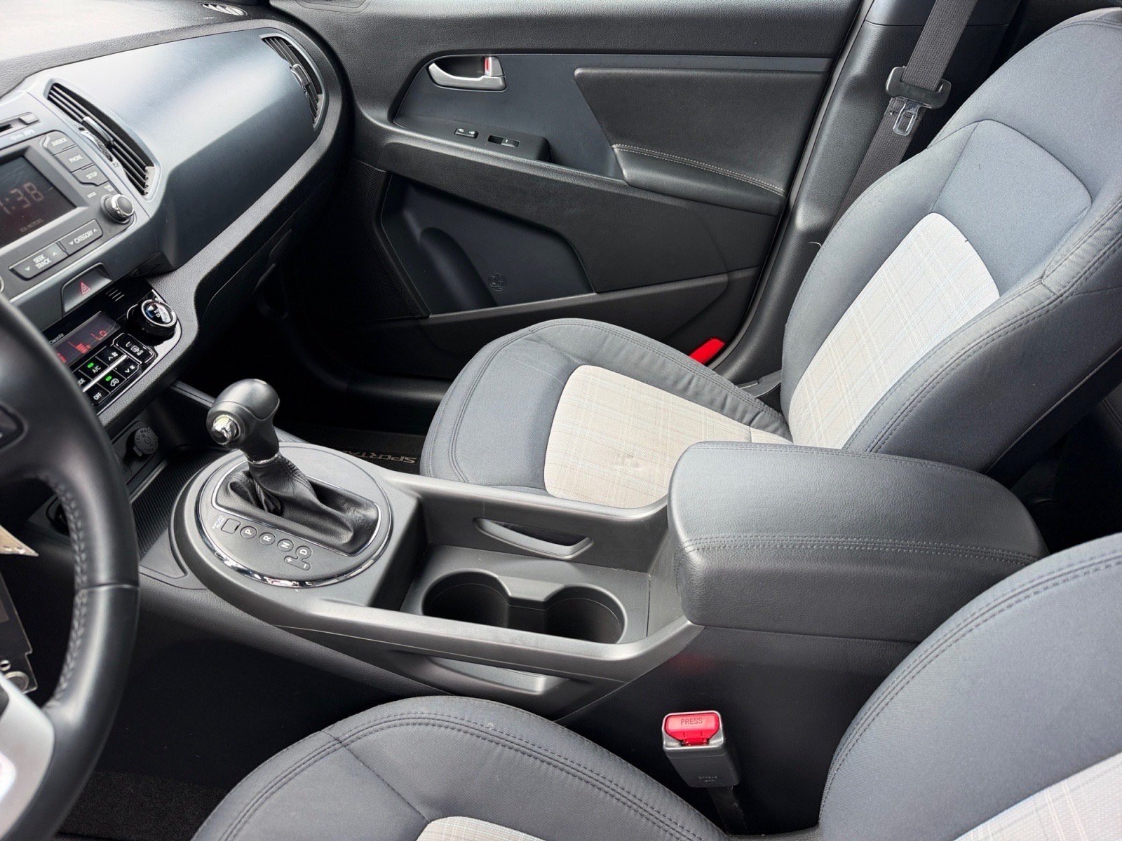 Used 2013 Kia Sportage EX FWD image 12