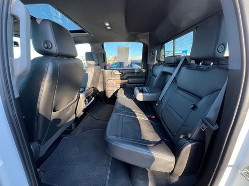 Used 2022 GMC Sierra 2500 Denali image 22