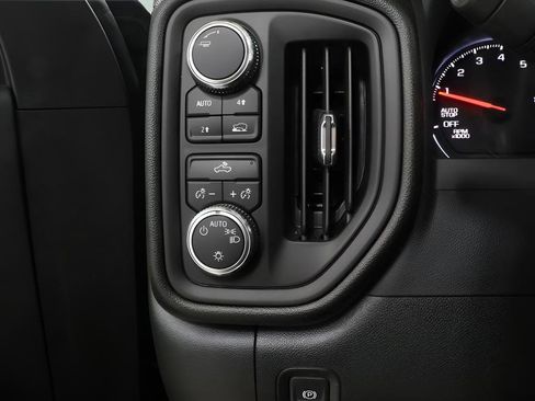 Used 2024 GMC Sierra 1500 Pro w/ Graphite Edition AWD/4WD image 18