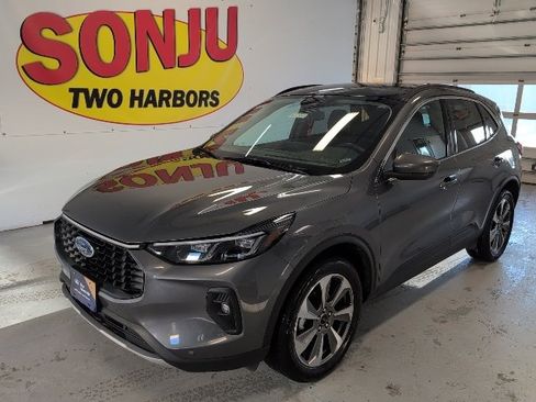 Certified 2024 Ford Escape Platinum image 1