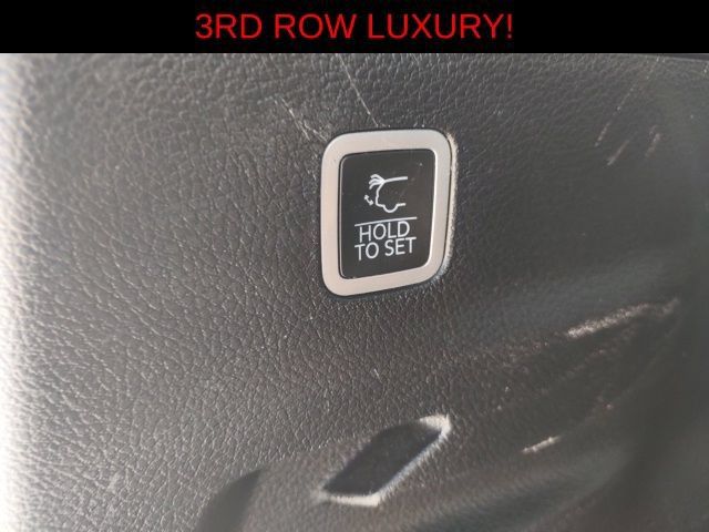 Used 2023 Jeep Grand Wagoneer L Series II AWD/4WD image 27