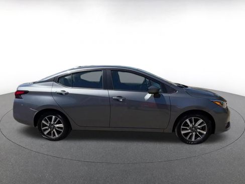 Used 2025 Nissan Versa SV FWD image 16