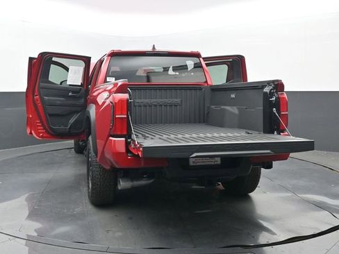 Used 2025 Toyota Tacoma TRD Off-Road AWD/4WD image 35