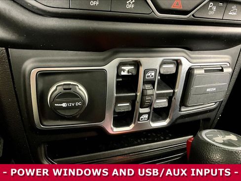 Used 2021 Jeep Wrangler Unlimited Sport AWD/4WD image 16