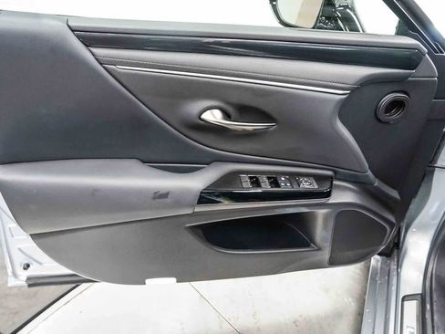 Certified 2025 Lexus ES 350 F Sport w/ Accessory Package (Z2) FWD image 22