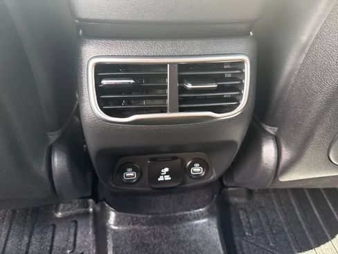 Used 2023 Hyundai Santa Fe Calligraphy AWD/4WD image 24