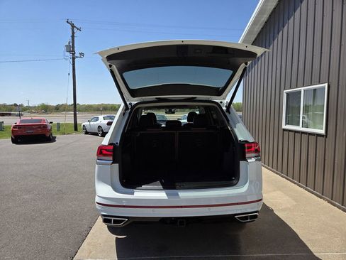 Used 2021 Volkswagen Atlas SEL R-Line AWD/4WD image 14