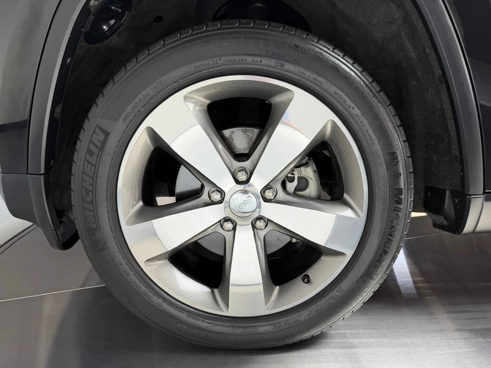Used 2014 Jeep Grand Cherokee Limited RWD image 7