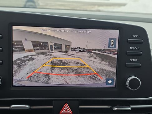 Used 2023 Hyundai Elantra SEL image 28