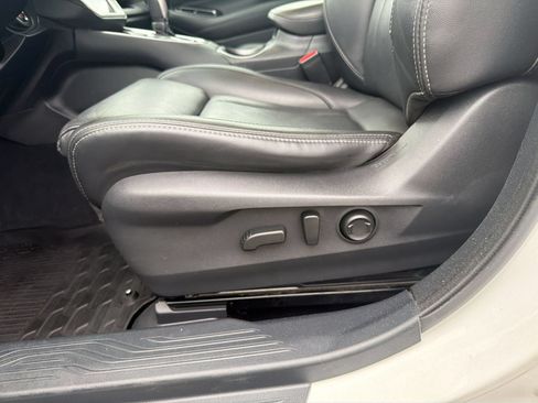 Used 2022 Subaru Outback Limited AWD/4WD image 15