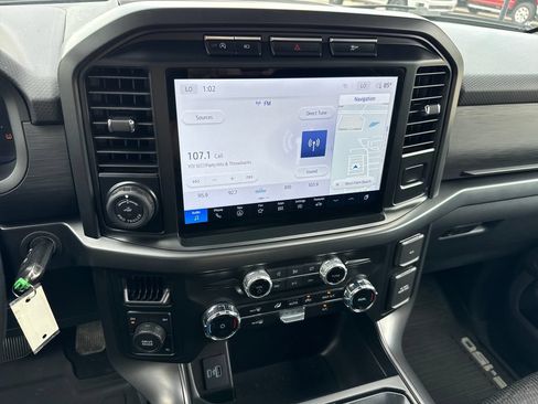 Used 2024 Ford F150 XLT w/ XLT Black Appearance Package AWD/4WD image 19