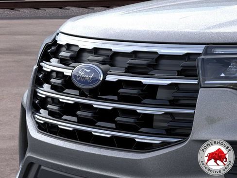 New 2026 Ford Explorer Active RWD image 18