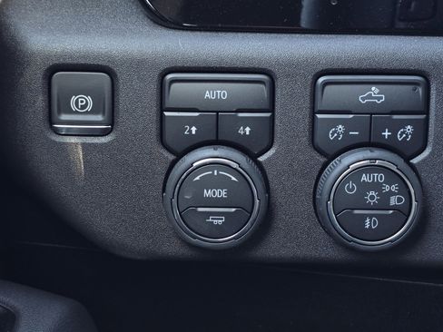 New 2025 Chevrolet Silverado 1500 RST w/ Redline Edition image 36