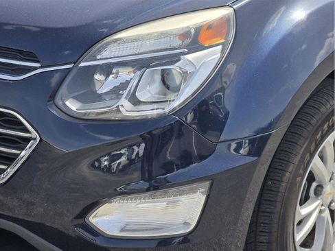 Used 2017 Chevrolet Equinox LT FWD image 10