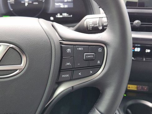 Used 2025 Lexus UX 300h FWD image 24