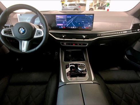 New 2026 BMW X5 xDrive40i w/ M Sport Package image 5