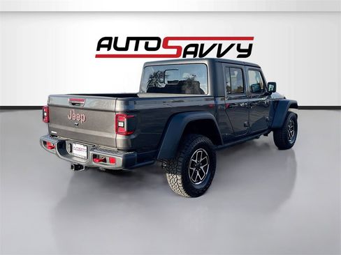 Used 2024 Jeep Gladiator Rubicon w/ Convenience Group image 7