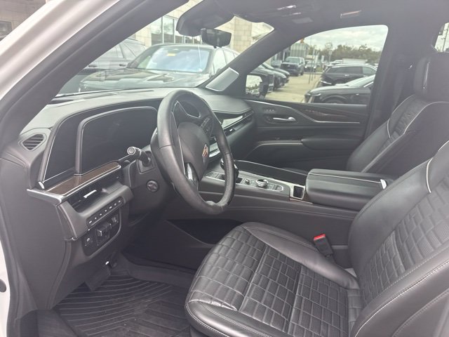 Certified 2024 Cadillac Escalade Sport Platinum w/ LPO, ONYX Package AWD/4WD image 19