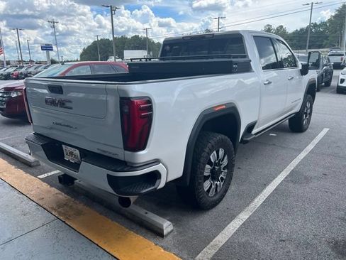 Used 2025 GMC Sierra 2500 Denali w/ Denali Reserve Package AWD/4WD image 4