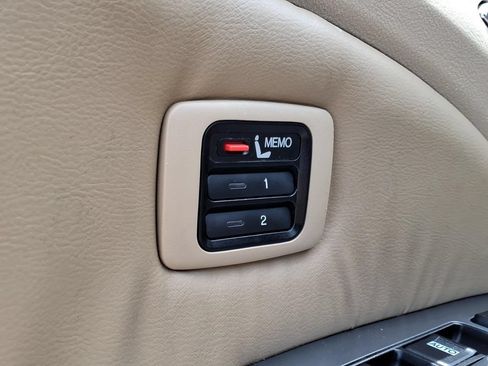 Used 2010 Honda Odyssey Touring image 10