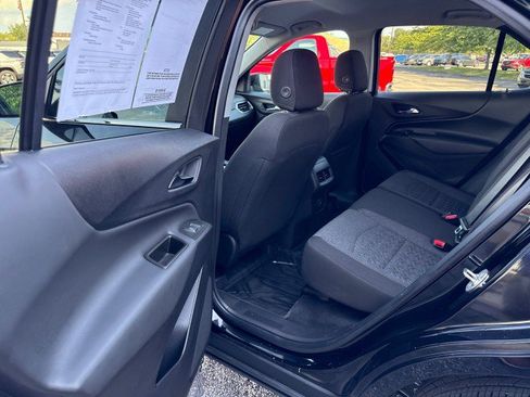 Used 2024 Chevrolet Equinox LT w/ LPO, Floor Liner Package FWD image 24