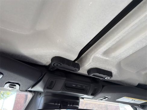 New 2026 Jeep Gladiator Rubicon w/ Steel Bumper Group image 32