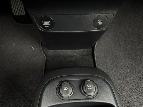 Used 2023 Kia EV6 Wind image 23