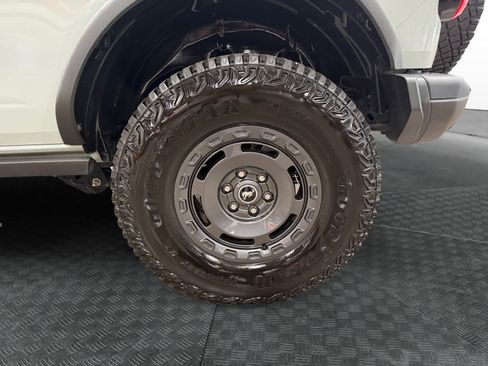 Used 2023 Ford Bronco Everglades AWD/4WD image 15