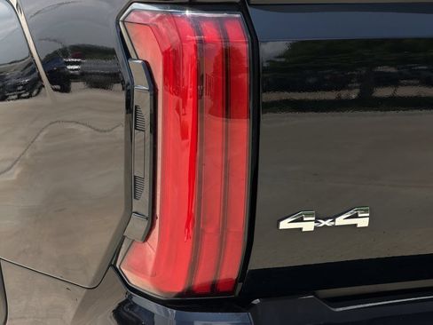 Used 2024 Toyota Tundra SR5 AWD/4WD image 11
