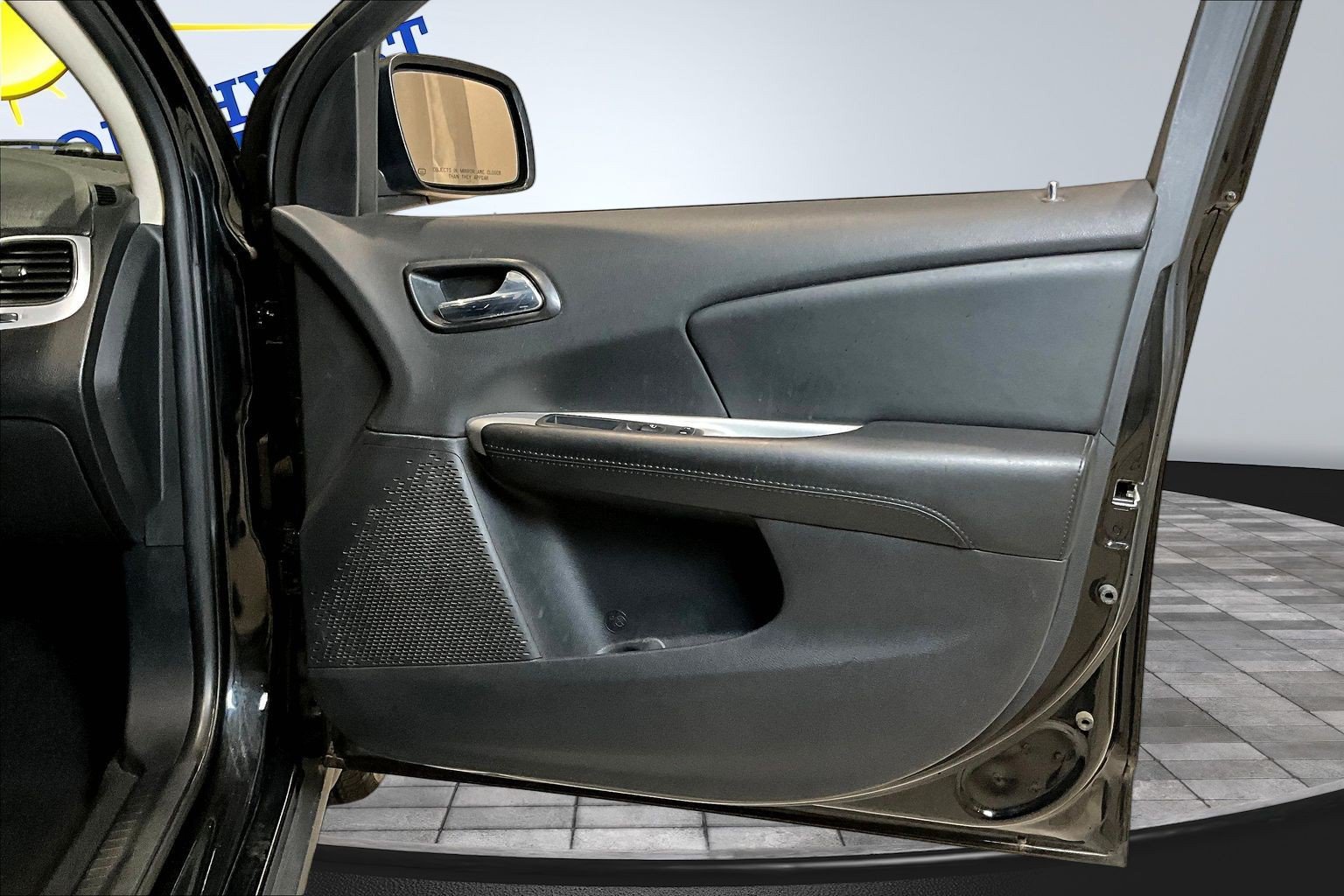 Used 2020 Dodge Journey SE w/ Blacktop Package FWD image 28