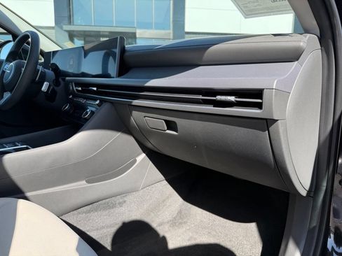 Used 2024 Hyundai Sonata SEL FWD image 16
